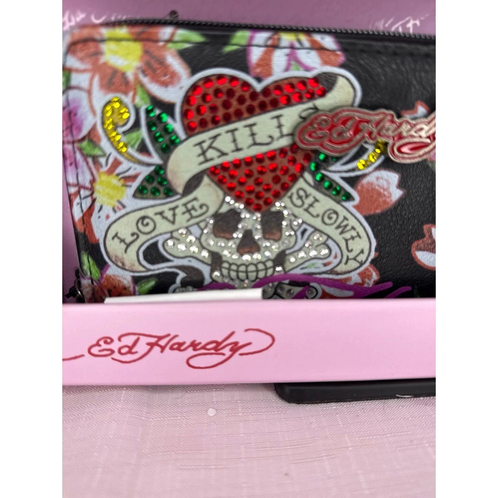 Ed Hardy Zip Around Wallet with Charm Key ring Set - Image 2