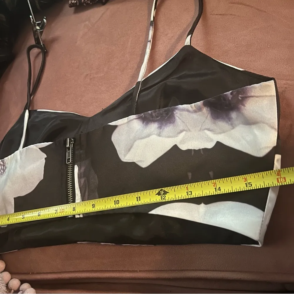 Floral A line skirt and crop top - Image 10