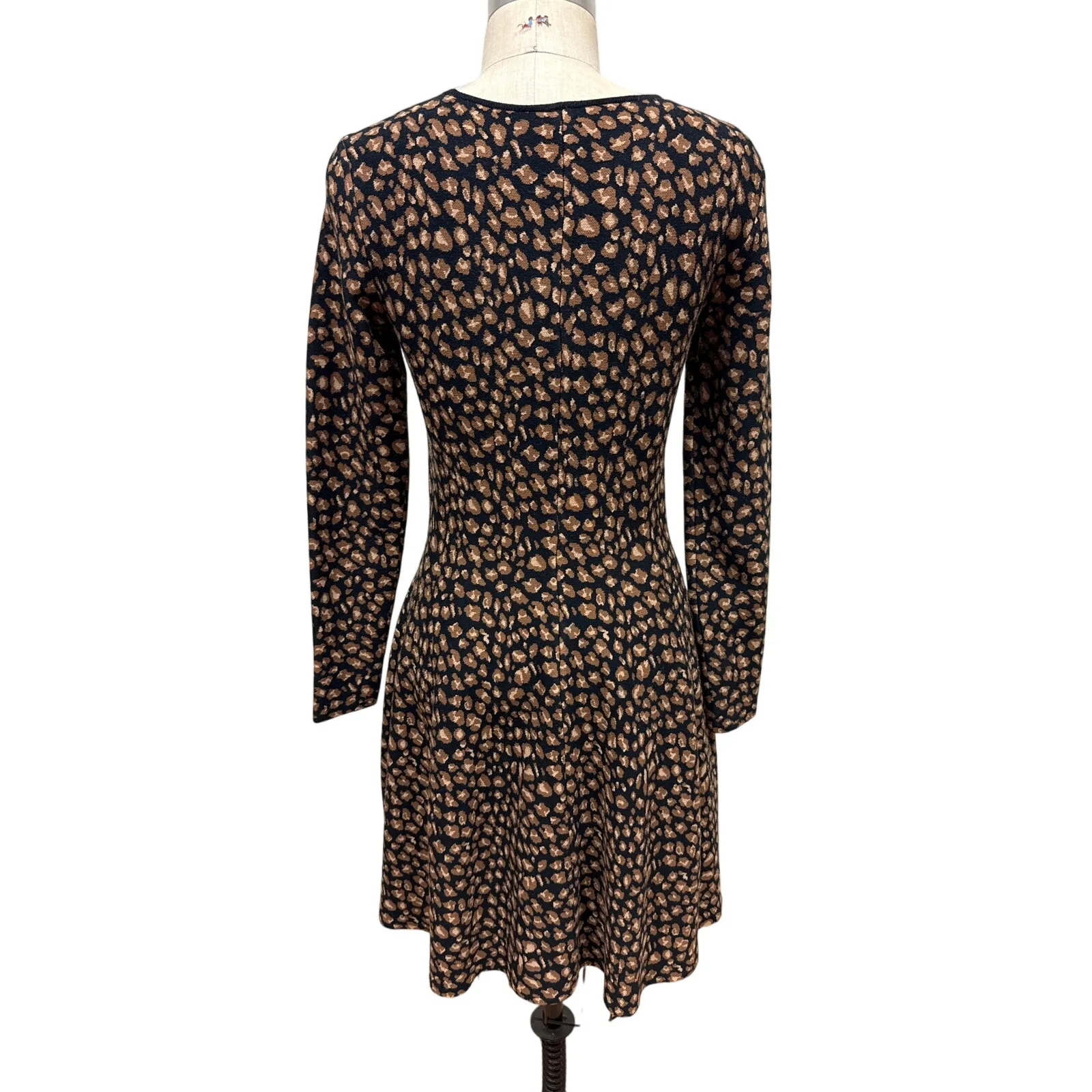 DKNY Knit Leopard Print Fit & Flare Dress Size Small - Image 4