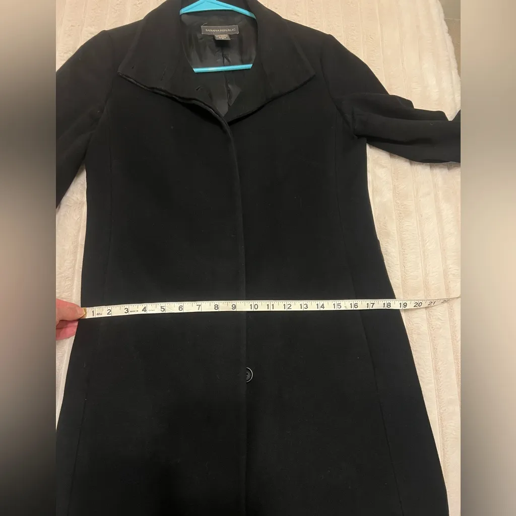Banana republic wool and cashmere coat size small - Image 11