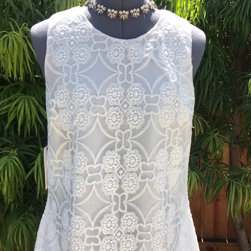 Ali & Jay White Embroidered Shift Dress - Image 4
