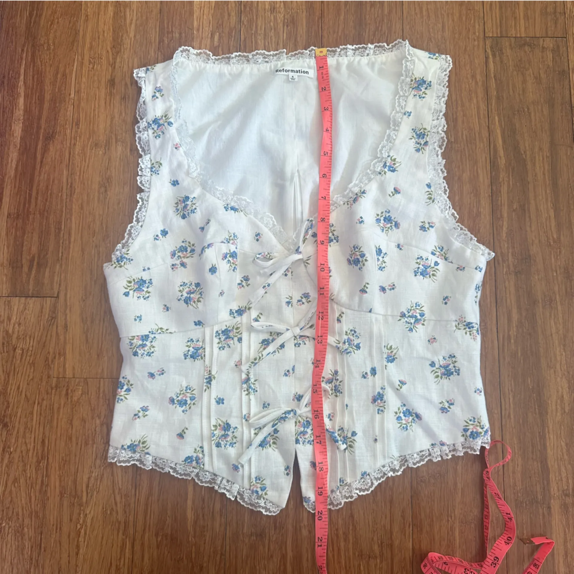 NWOT Reformation Brenda Linen Top size 4 women’s top bow floral lace shirt - Image 8