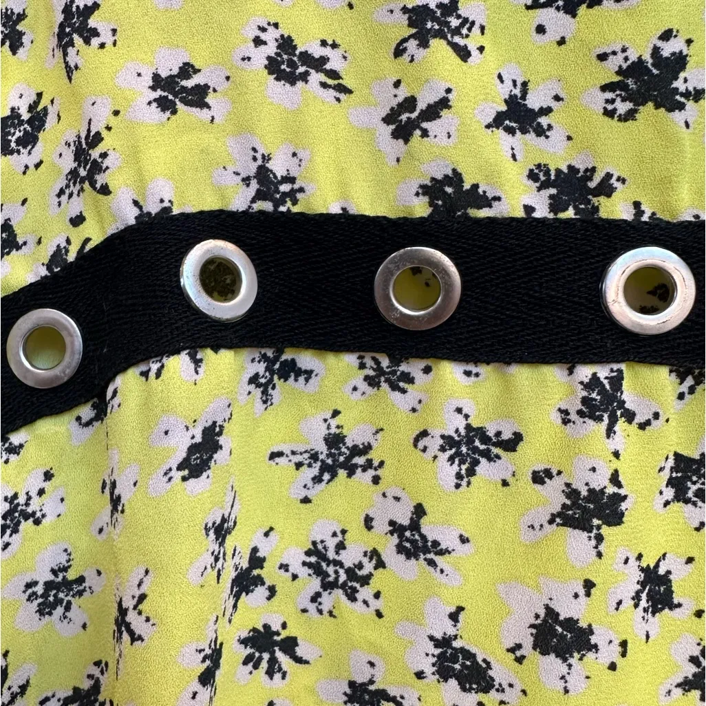 Reclaimed Vintage Yellow Black Floral Rivet Cut Out Chic Blouse Size 10 Medium M - Image 8