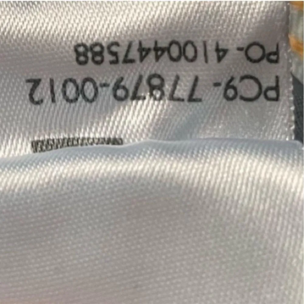 Levi’s Ribcage Short High Rise Distressed Ripped Denim Jean Short Size 25 - Image 13