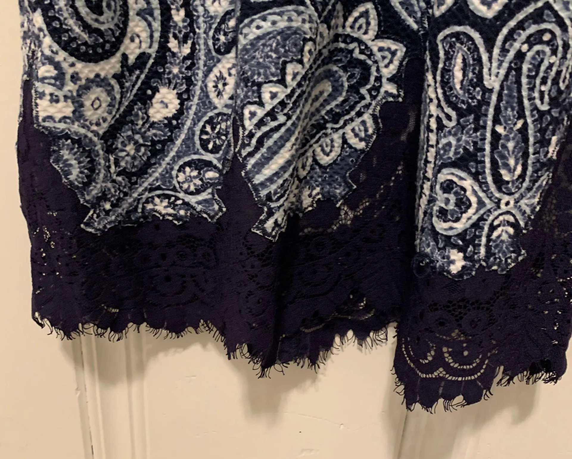 H&M Blue & White Paisley Print Lace Trim High Neck Bodycon Career Work Dress XS - Image 3