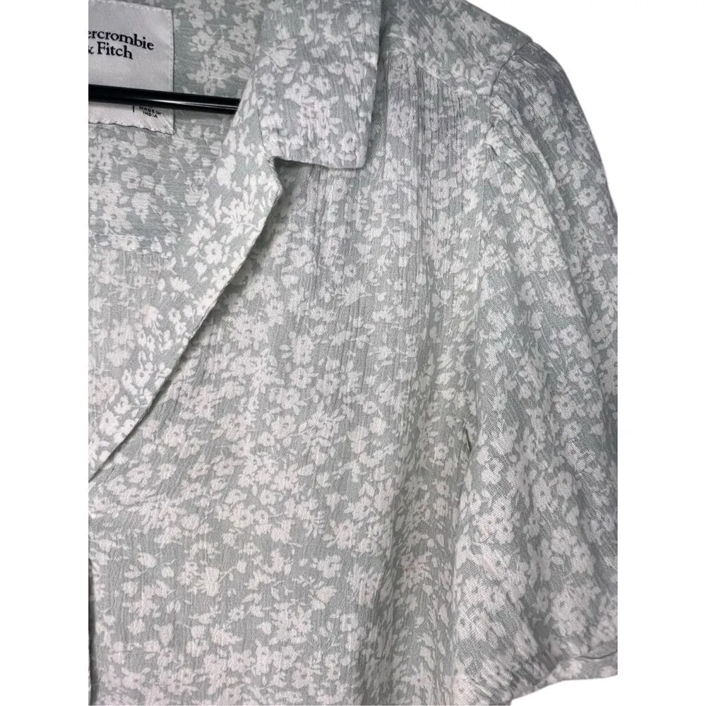 Abercrombie And Fitch Green and White Floral Button Up Collared Shirt - Image 2