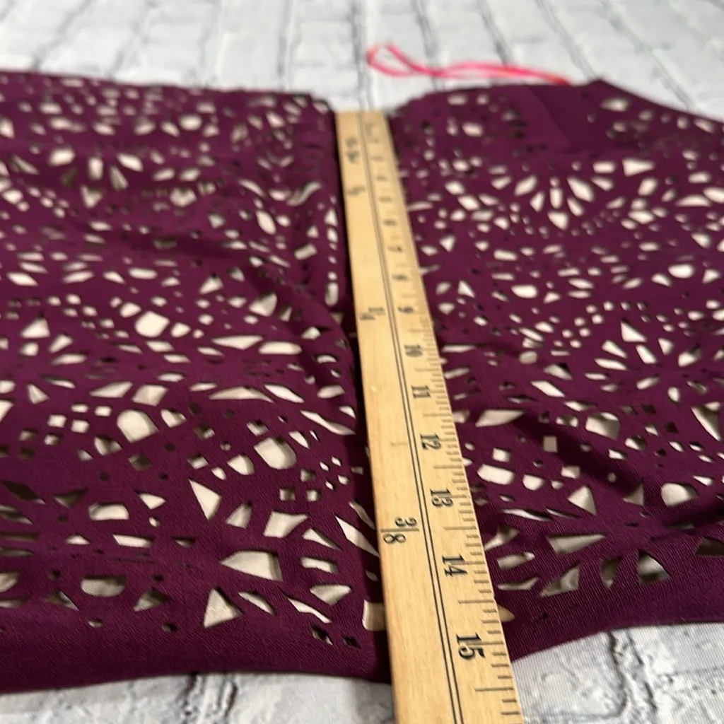 Catherine Malandrino Deep Plum Cabernet Purple Lace Laser Cut Pencil Dress sz 2 - Image 10