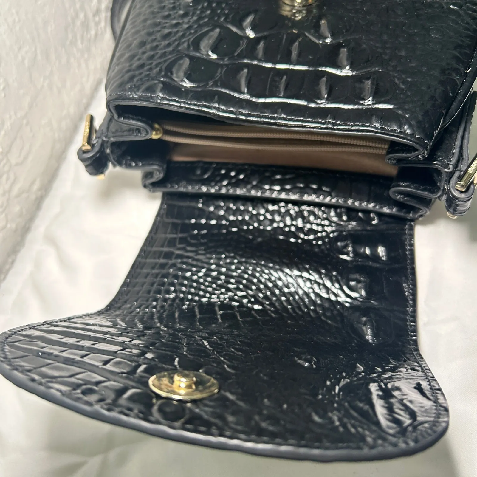 Brahmin Everlee Black Melbourne Leather Crossbody Bag Crocodile with Dust Bag - Image 8