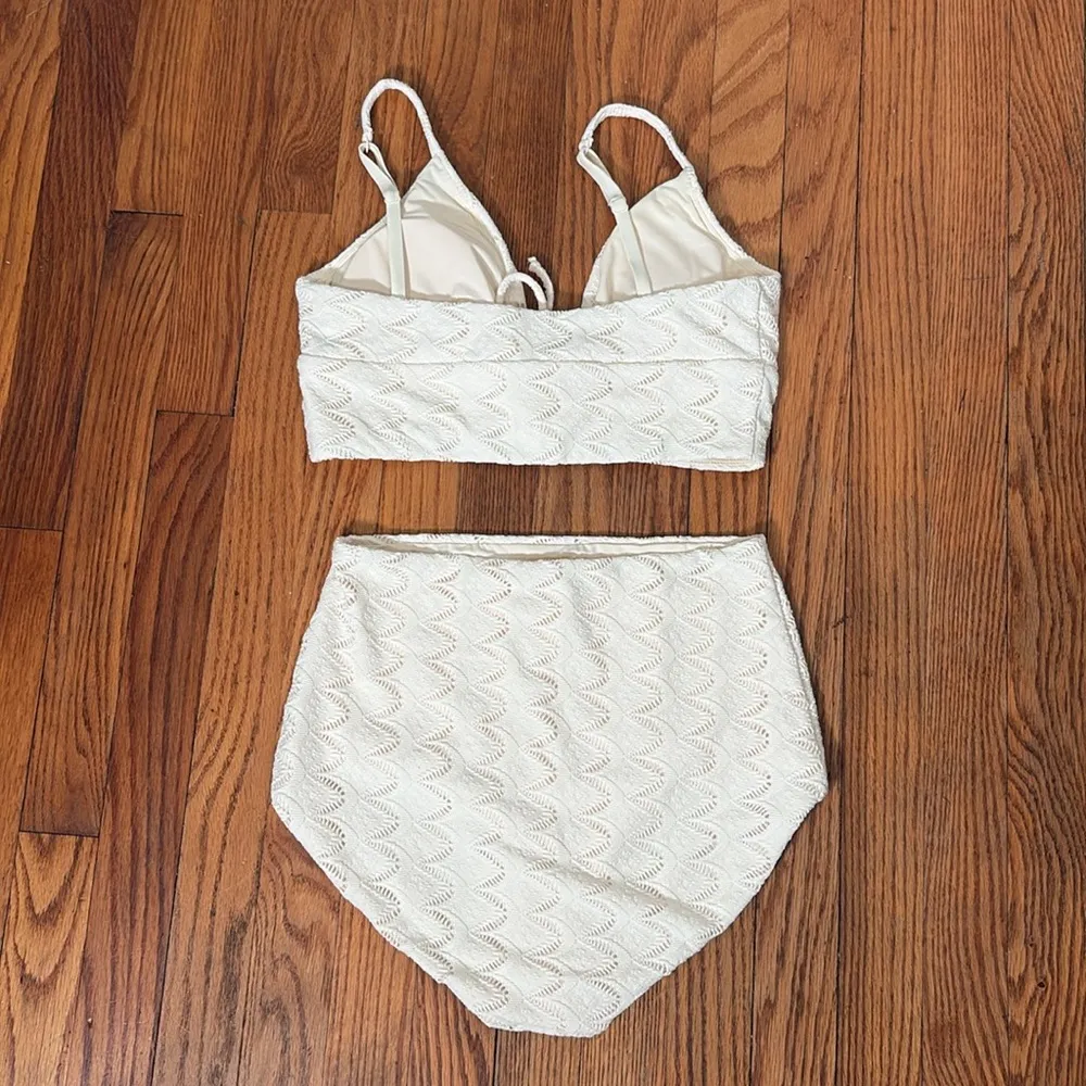 Andie Bikini Set Cabarete Top Super High Waisted Bottom Gardenia Lace size Small - Image 2