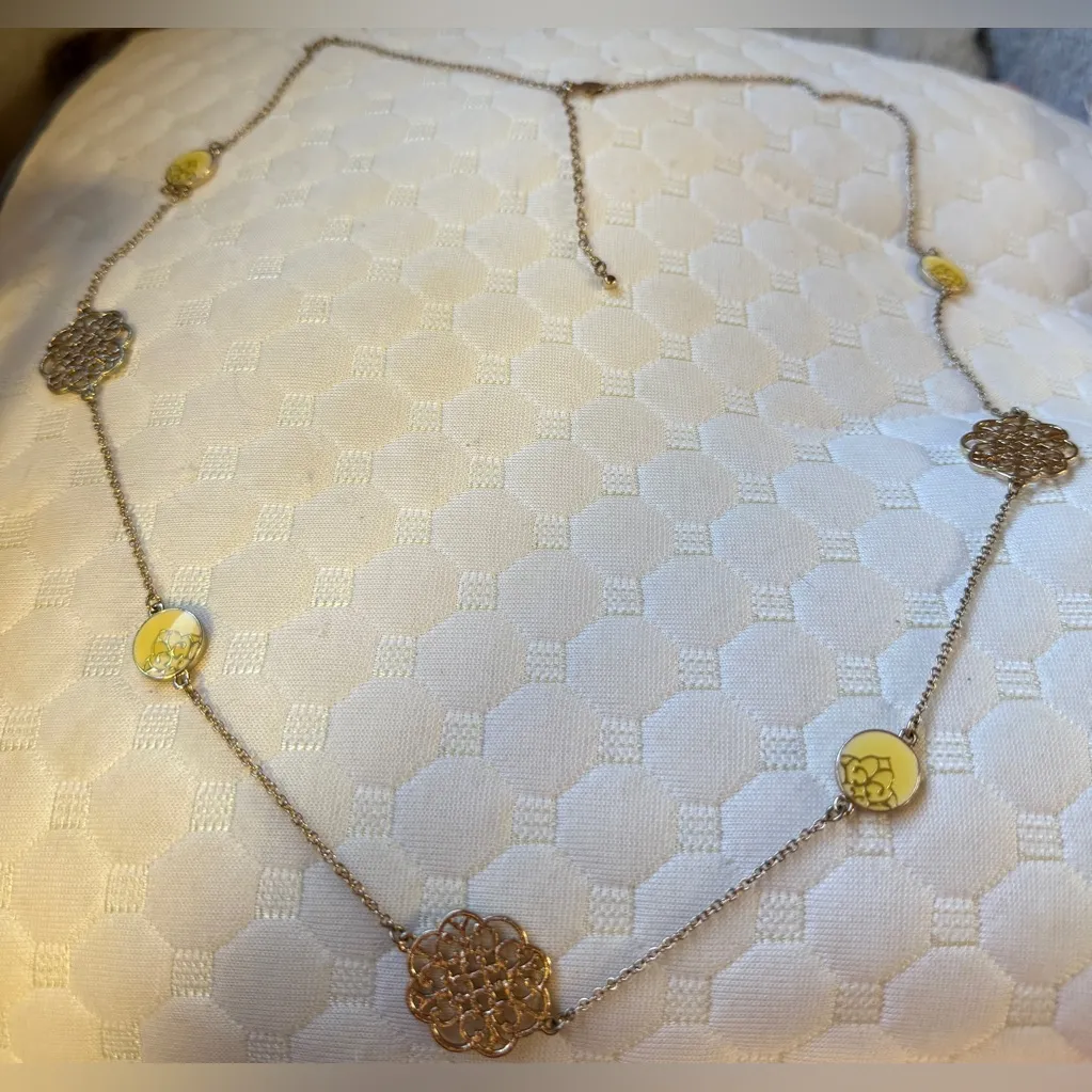 Celtic Love Knot Gold and Yellow Beaded Necklace - Image 3