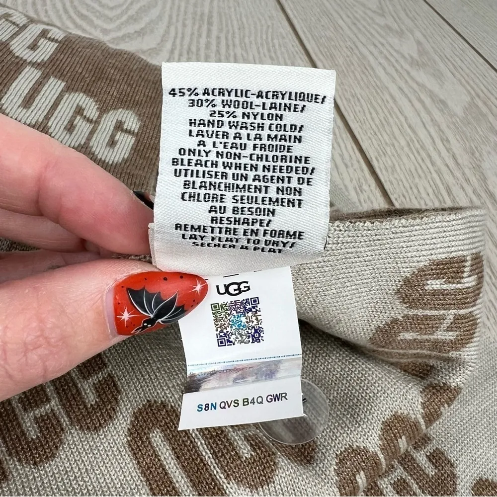 UGG Women's Checked Graphic Logo Scarf OS Chestnut Multi $88 - Image 4