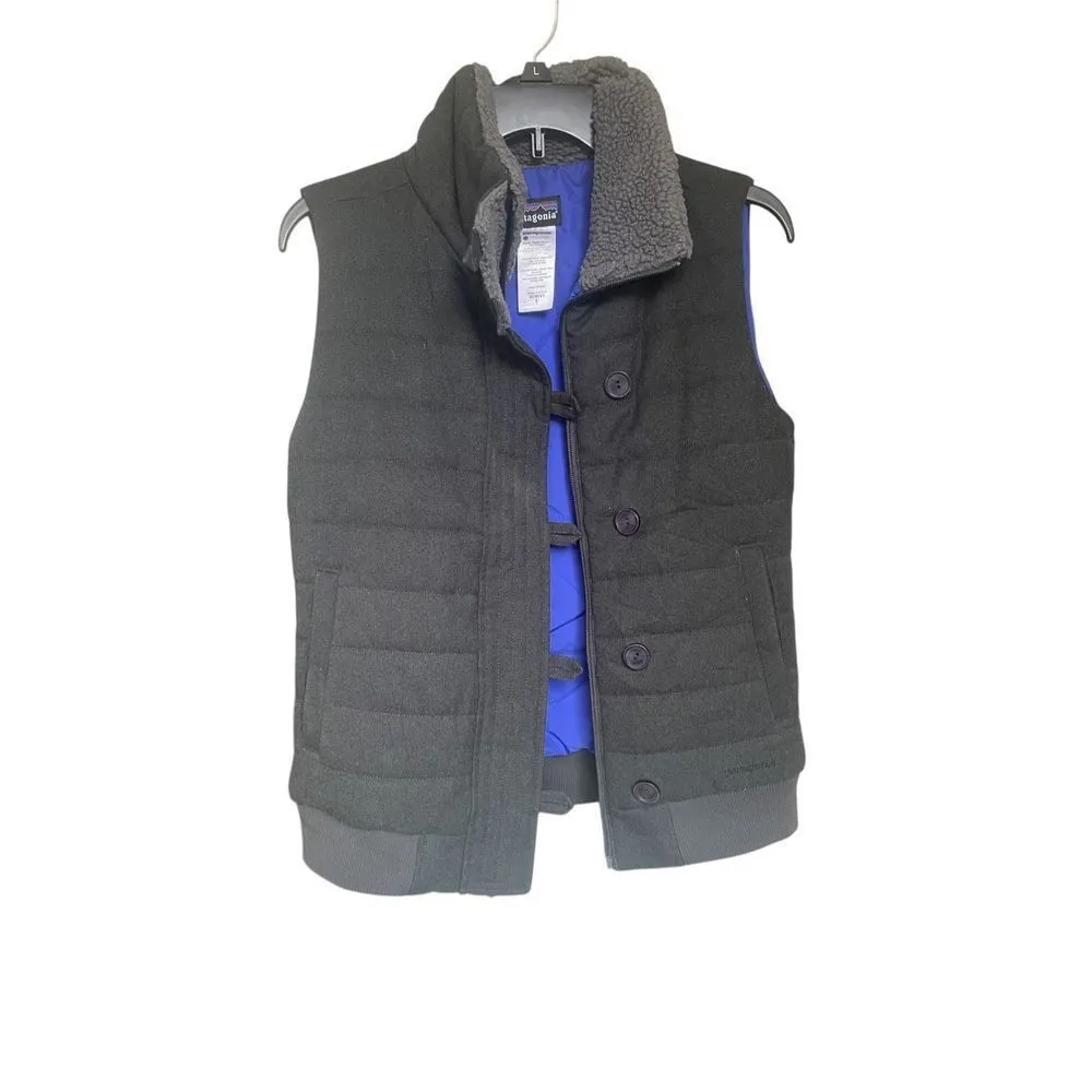 Patagonia Women’s Vagabunda Quilted Fleece Neck Puffer Vest Dark Gray S - Image 2