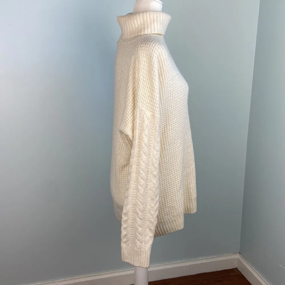 Michael Kors  Ribbed Knit Turtleneck Sweater White Drop Shoulders Size Large - Image 7