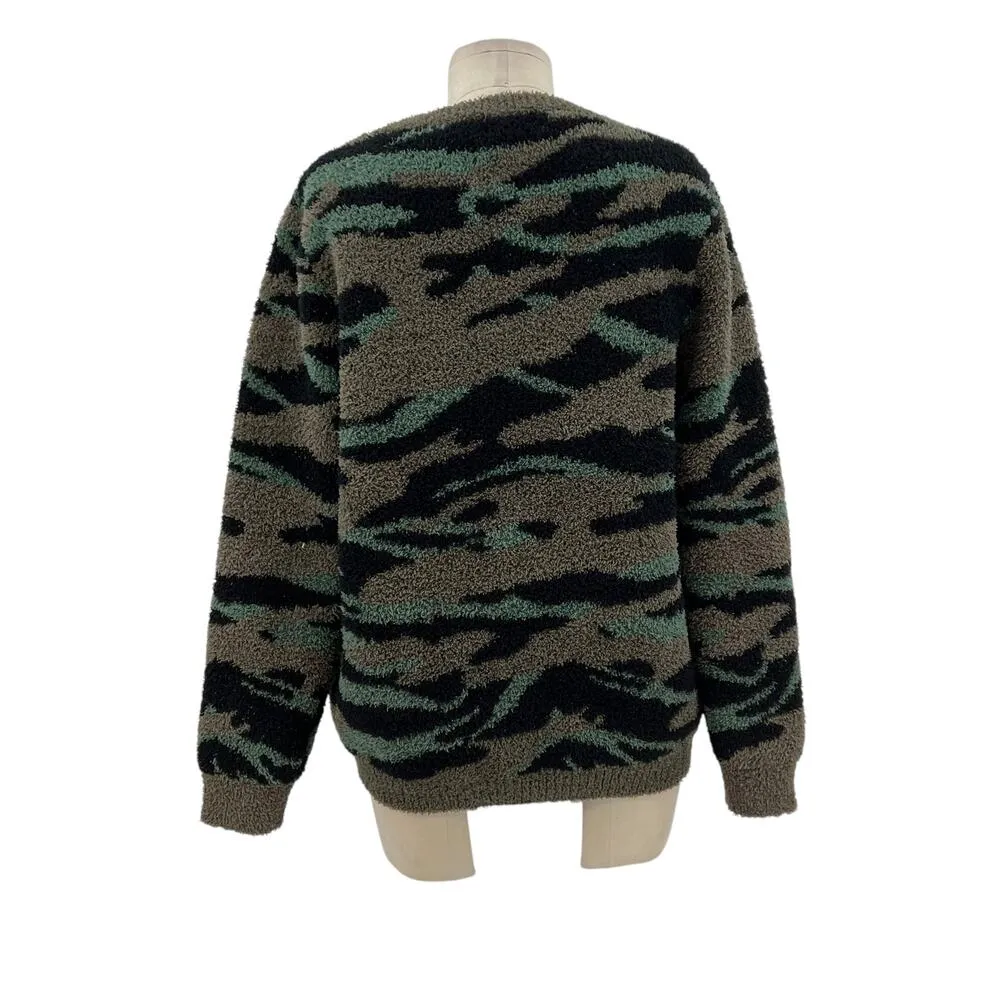 Barefoot Dreams CozyChic‎ Seaside Crew Neck Pullover Sweater Green Camo Small - Image 9