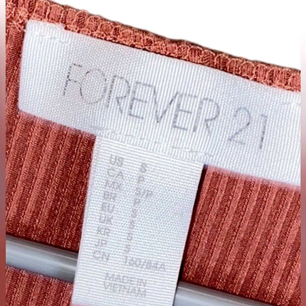 Long sleeve Rust colored ribbed Body suit - Image 4