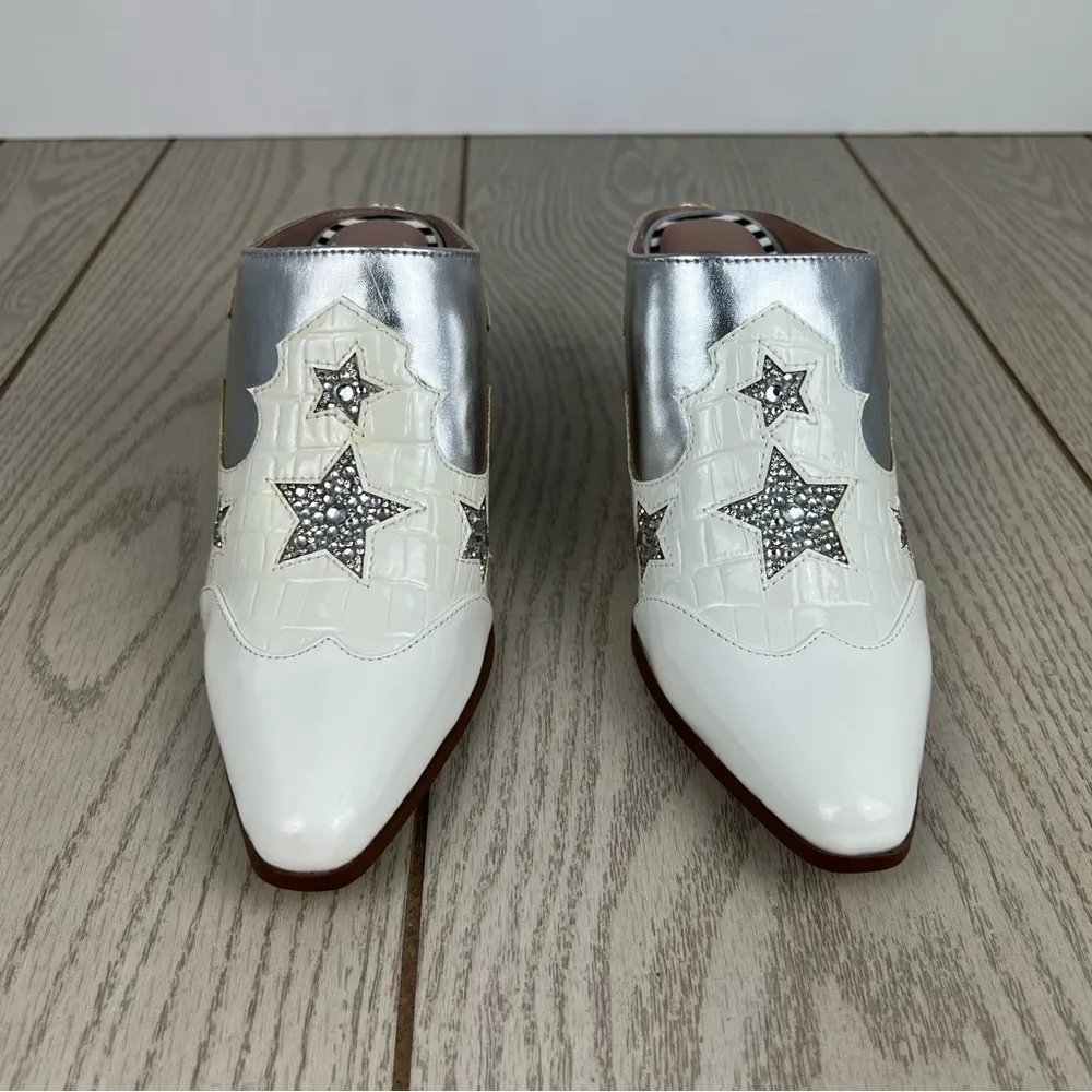 Betsey Johnson Denniss Western Star Slip-on Mules 6.5 White & Silver $99 - Image 3