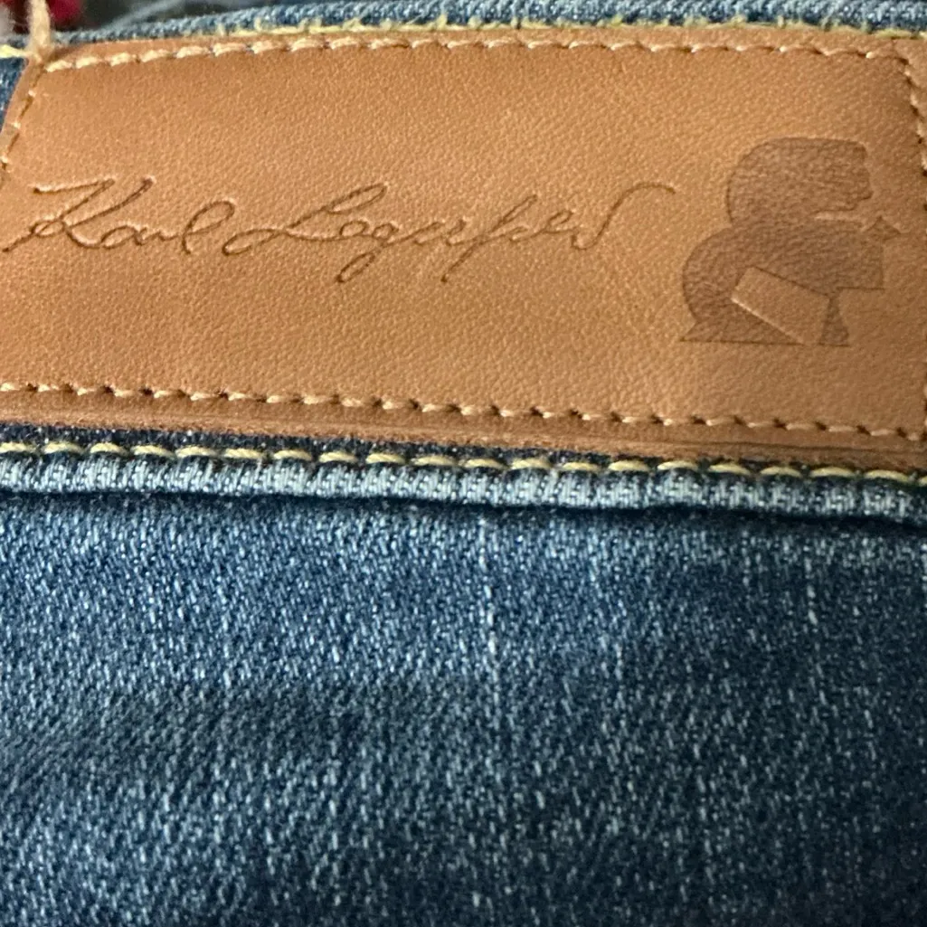 Karl Lagerfeld Dark Blue Skinny Jeans with White Stripes Sz 8 - Image 3