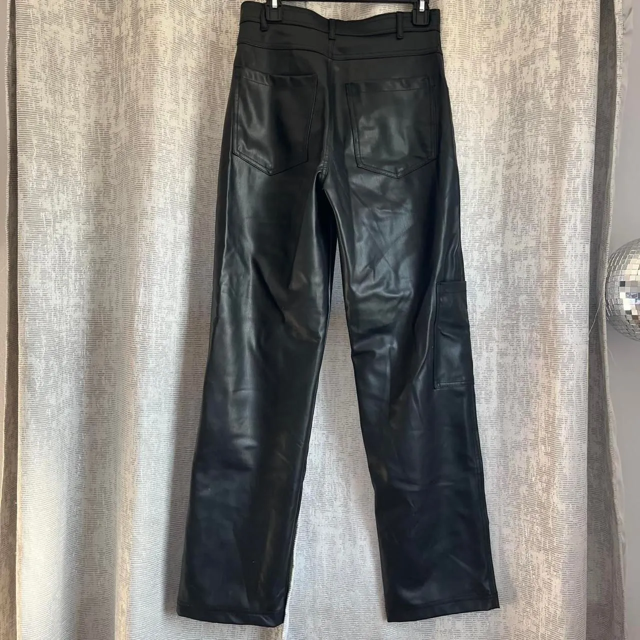 ZARA Black Faux Leather High-Rise Full Length Straight Cargo Pants Size Small - Image 5