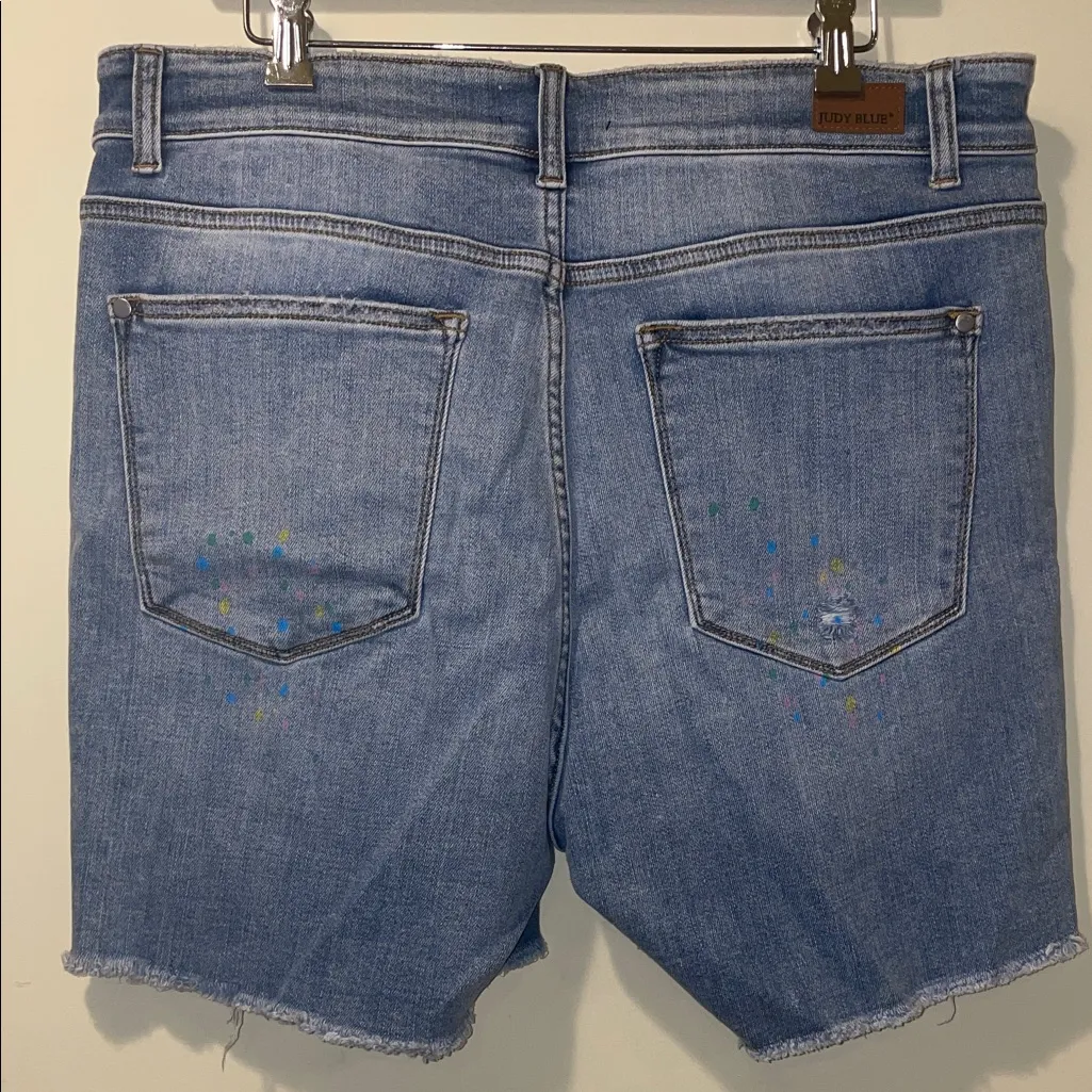 Womens Judy Blue Mid Rise Rainbow Paint Splash Distressed Jean Shorts - Image 4