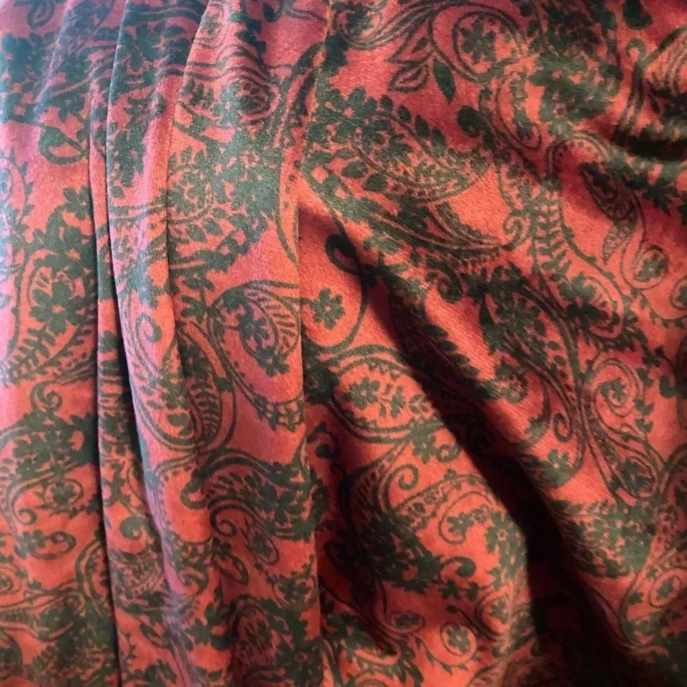 Woman Within Size 2xl (26/28) Tunic‎ Length Cold Shoulder Velour Top - Image 4