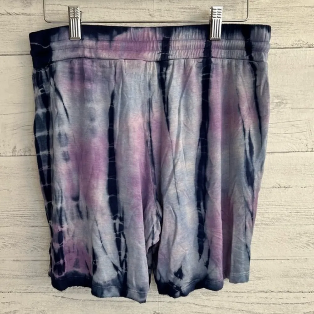 Vintage Havana Blue and Purple Tie Dye Elastic Waist Shorts - Image 6