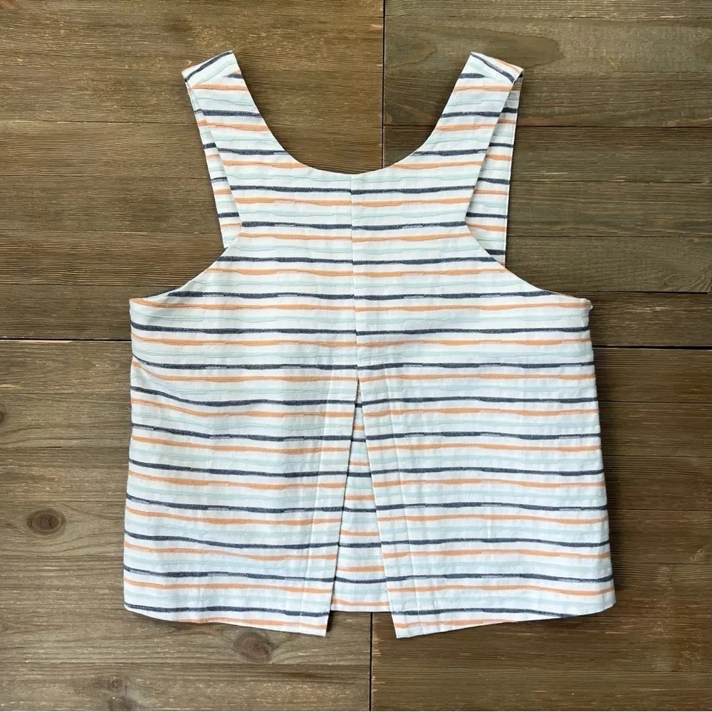 NWT J.O.A. Sleeveless Stripe Top in Coral Multi - Image 4