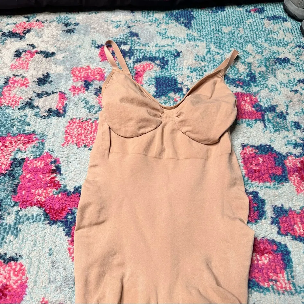 Skims Seamless Sculpt Midthigh Bodysuit in Ochre - Image 5