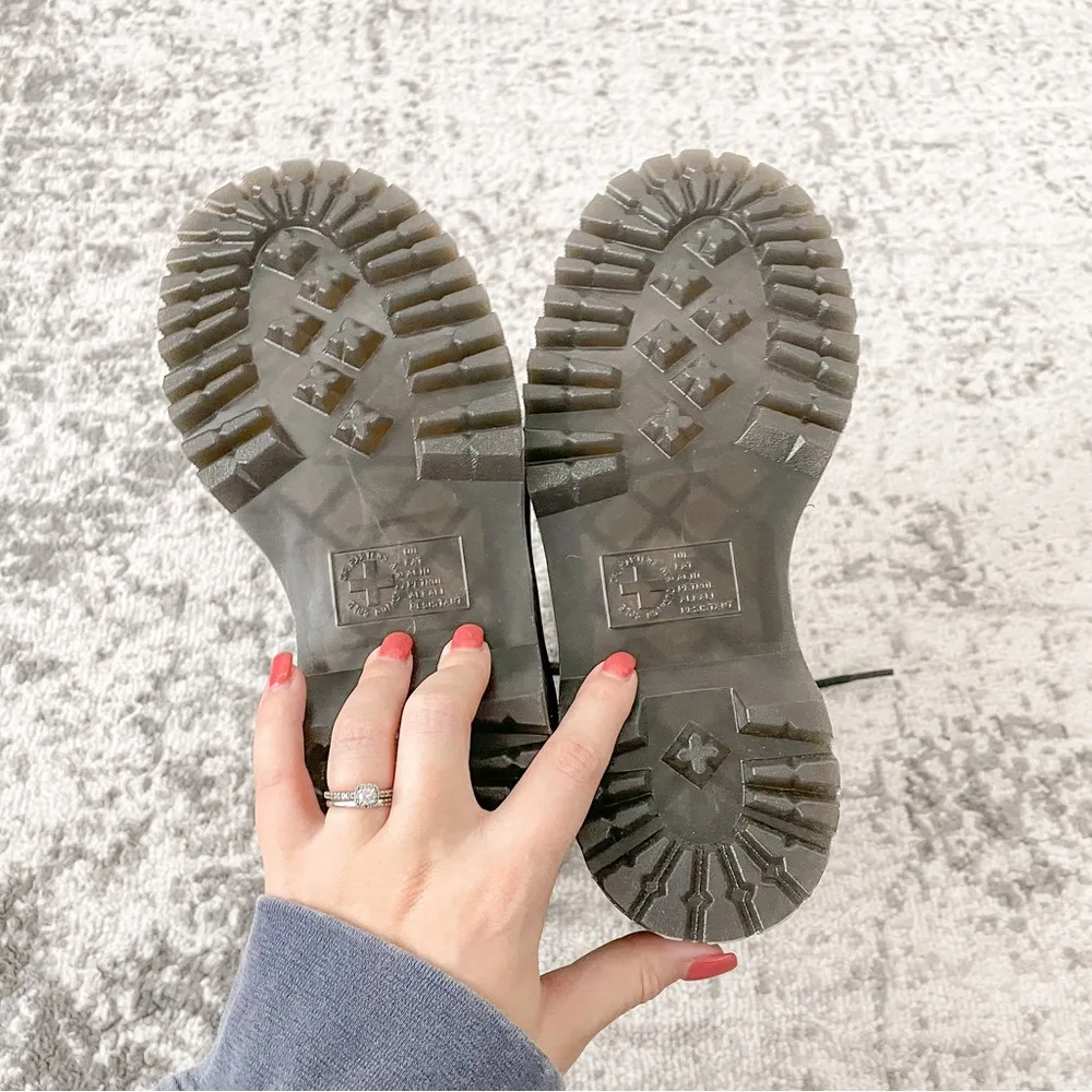 NEW Dr. Martens JADON BOOT SMOOTH LEATHER PLATFORMS - Image 6