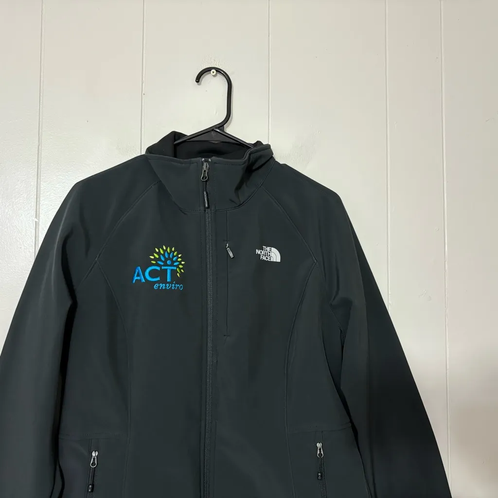 The North Face Apex Barrier Soft Shell Full Zip Jacket Black  Womens Logo Size L - Image 2