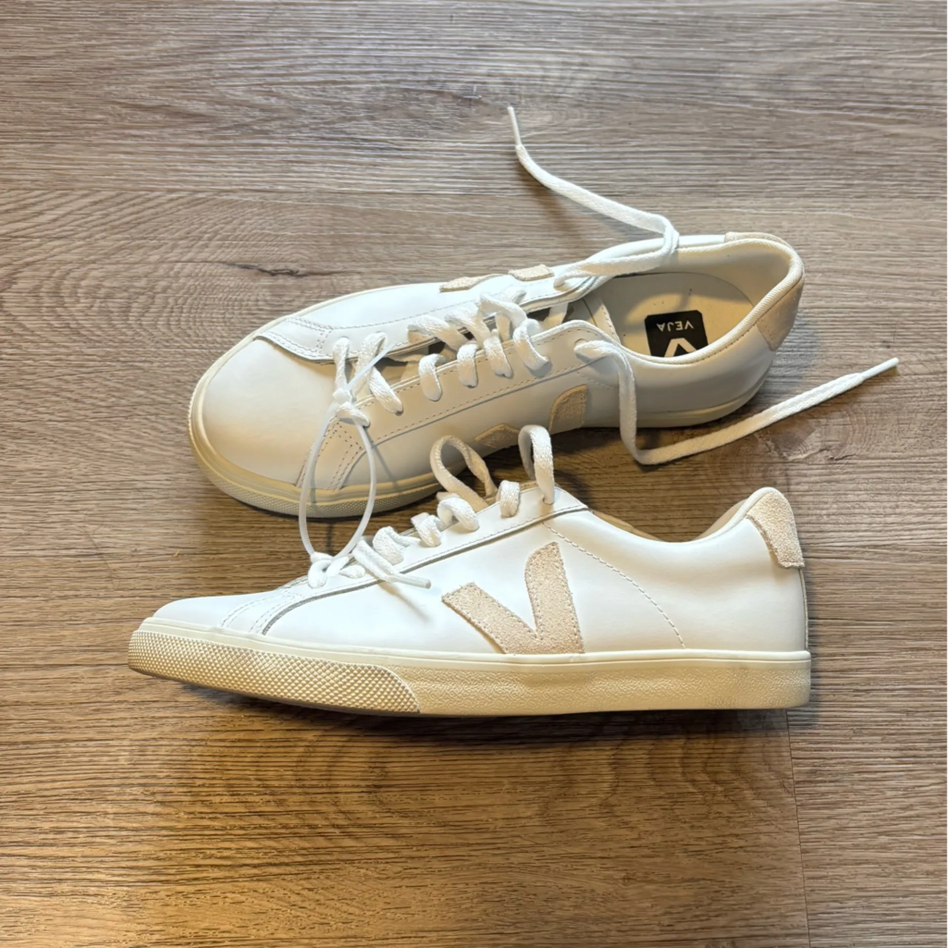 VEJA Esplar Logo Extra White / Sable Leather Sneakers - Image 6