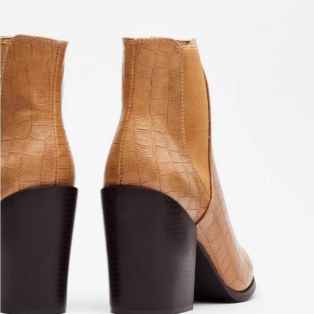 NastyGal Croc’s Not To Love Faux Leather Boots - Image 4
