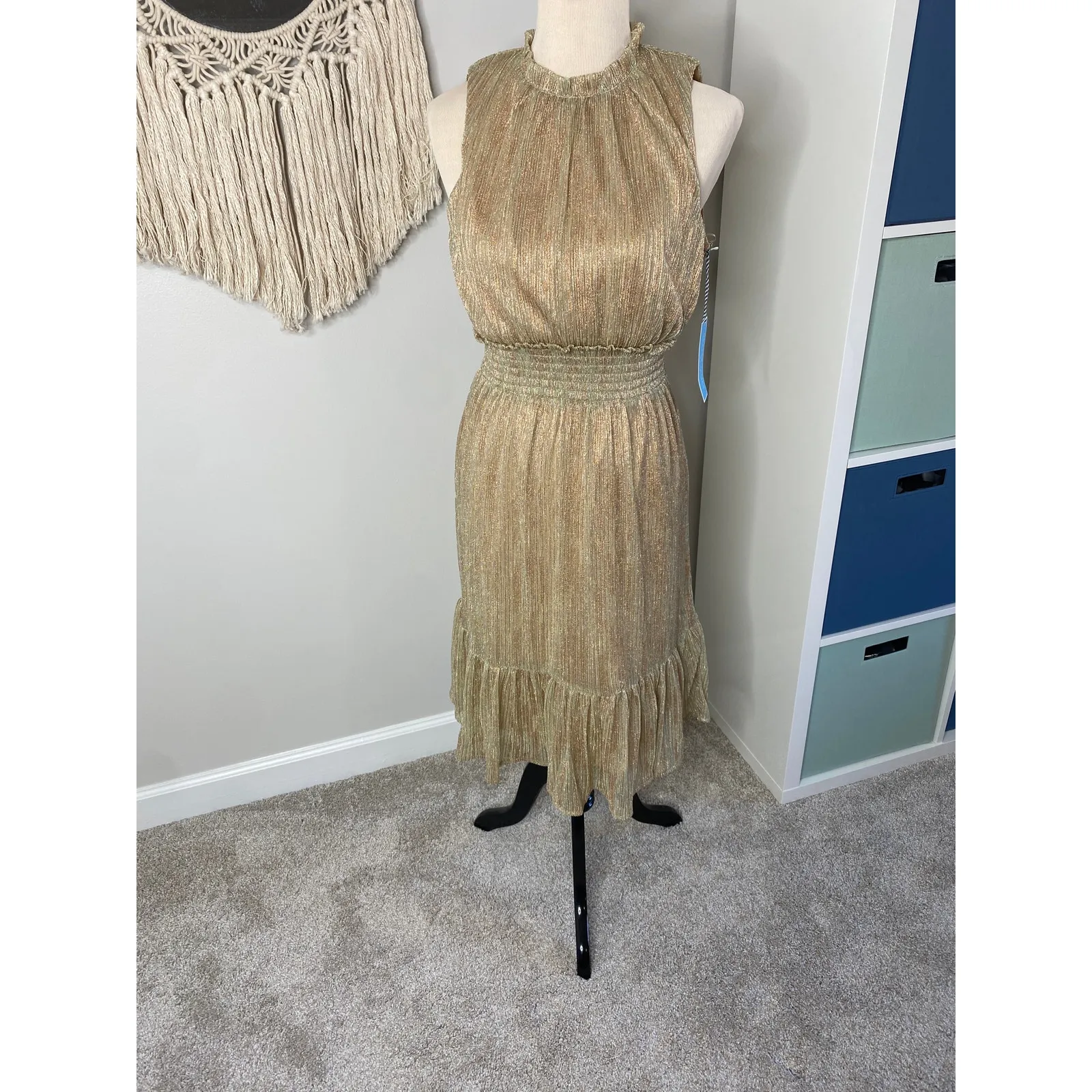 Draper James Gold Glitter High Neck Sleeveless Smocked Waist Tiered Dress S Xmas - Image 2