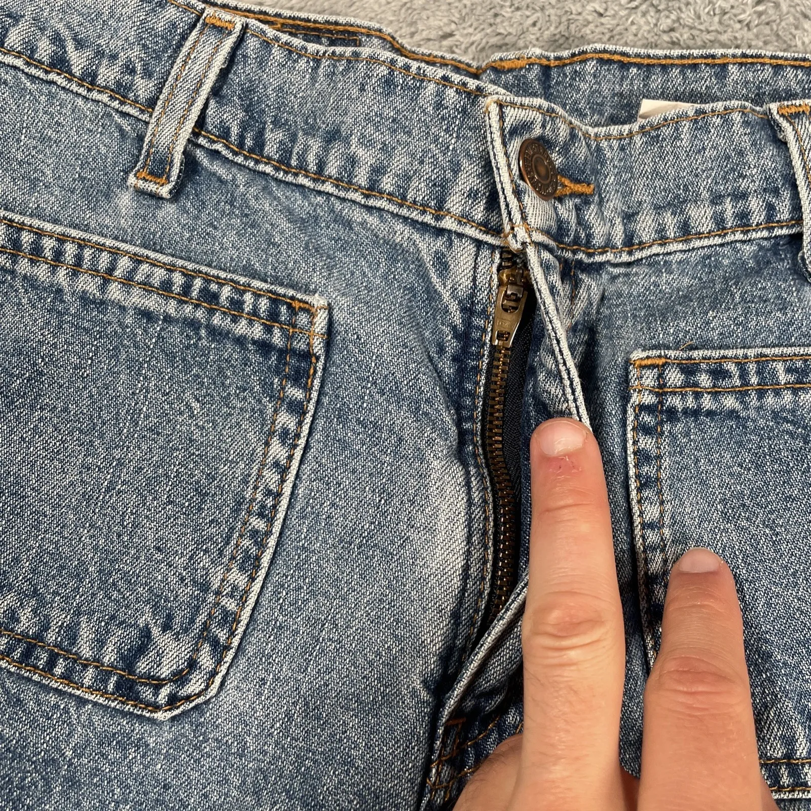 Vintage Women's Levi's MOM SHORTS Jean Shorts Size 9 HTF RARE BLACK TAB 1990s Blue - Image 4