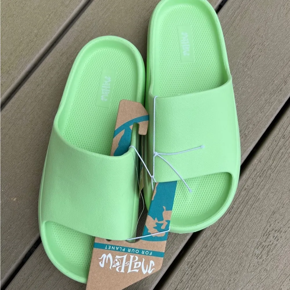 Trendy Mad Love Star Slides Mint Green Beach Pool Sandals Comfy - Image 11