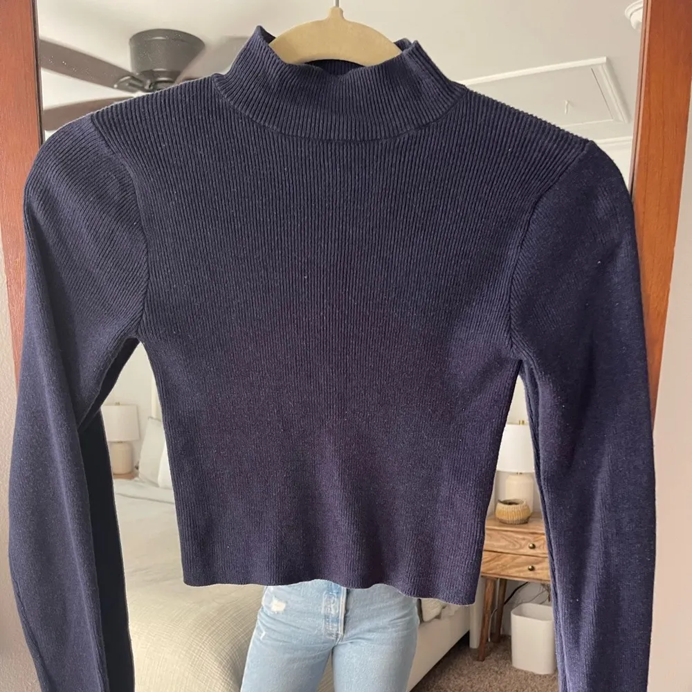 Navy Blue High Neck Cropped Top - Small - Image 2