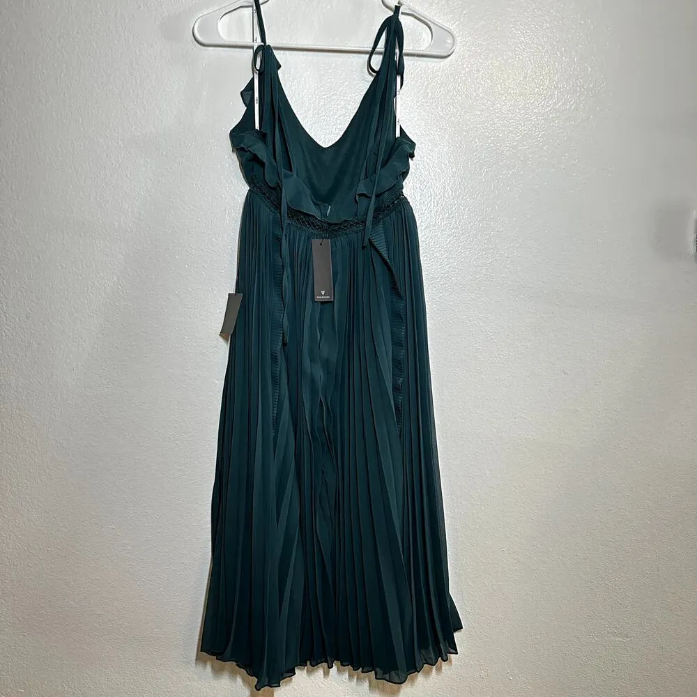 Lulu's Never a Dull Moment Dress Emerald Green Tie-Strap Pleated Midi V-Neck S - Image 5