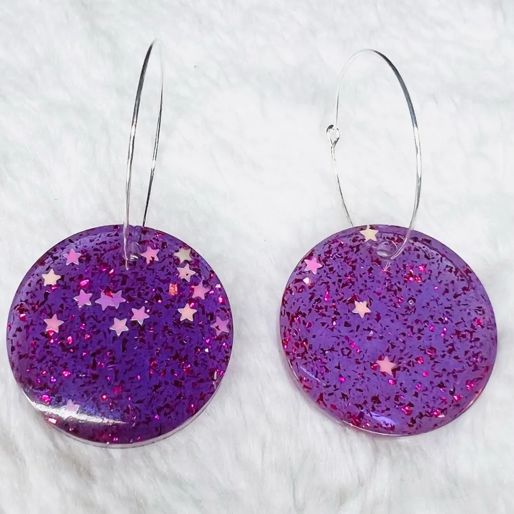 Purple Glitter Galaxy Resin Circle Disc Pendant Hoop Earrings - Image 6
