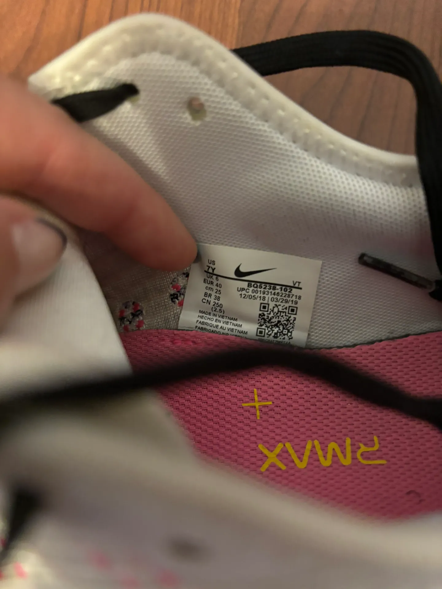 Air Max Shoes - Image 2