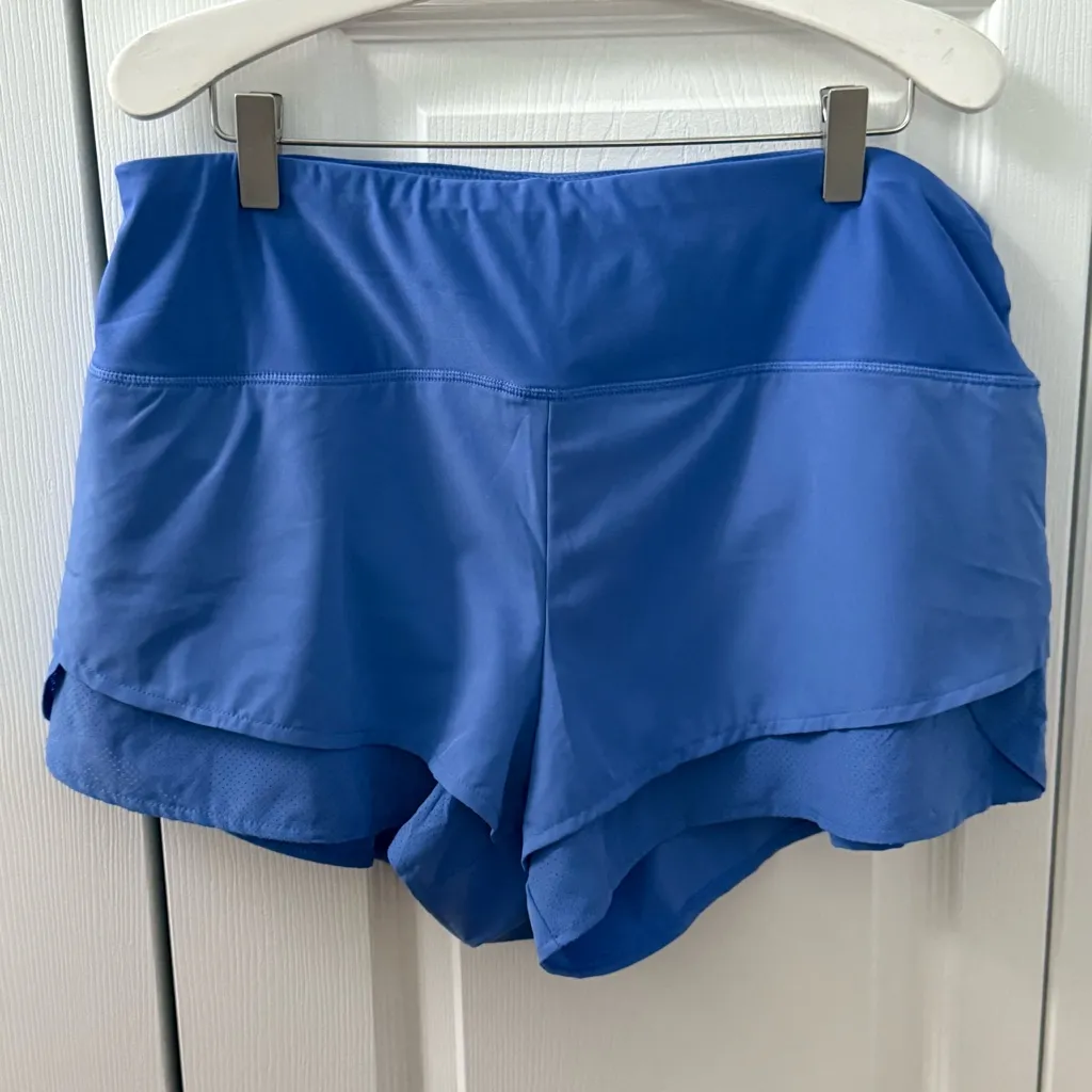 Spyder Active Performance Dry-Fit High-Waisted Dolphin Gym Shorts - Image 2