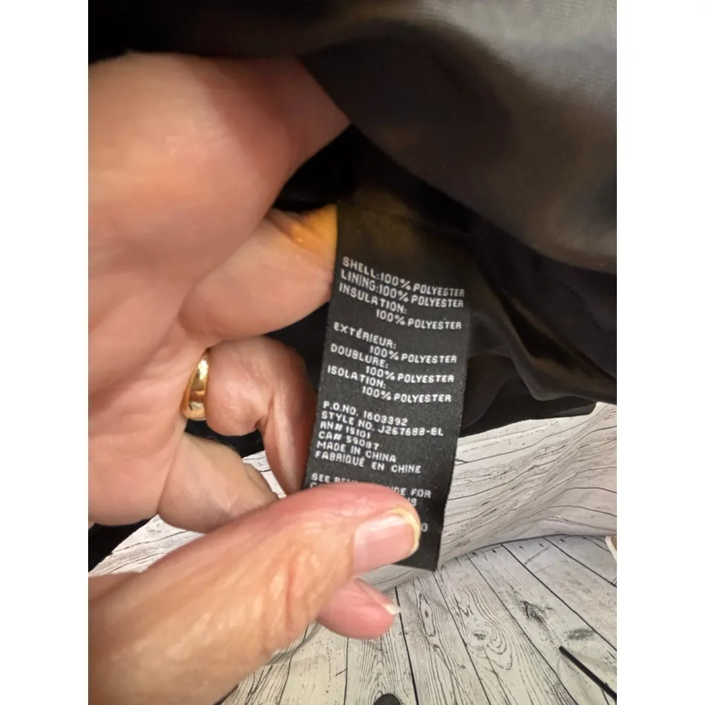 Women's Jones New York Quilted Jacket S Black with Gold Accents - Image 5