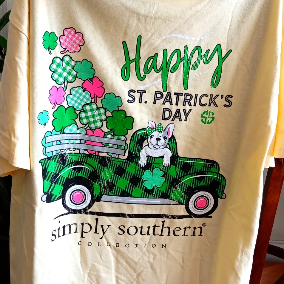 ☘️Simply Southern T-shirt size Medium NWT 100%Cotton - Image 2