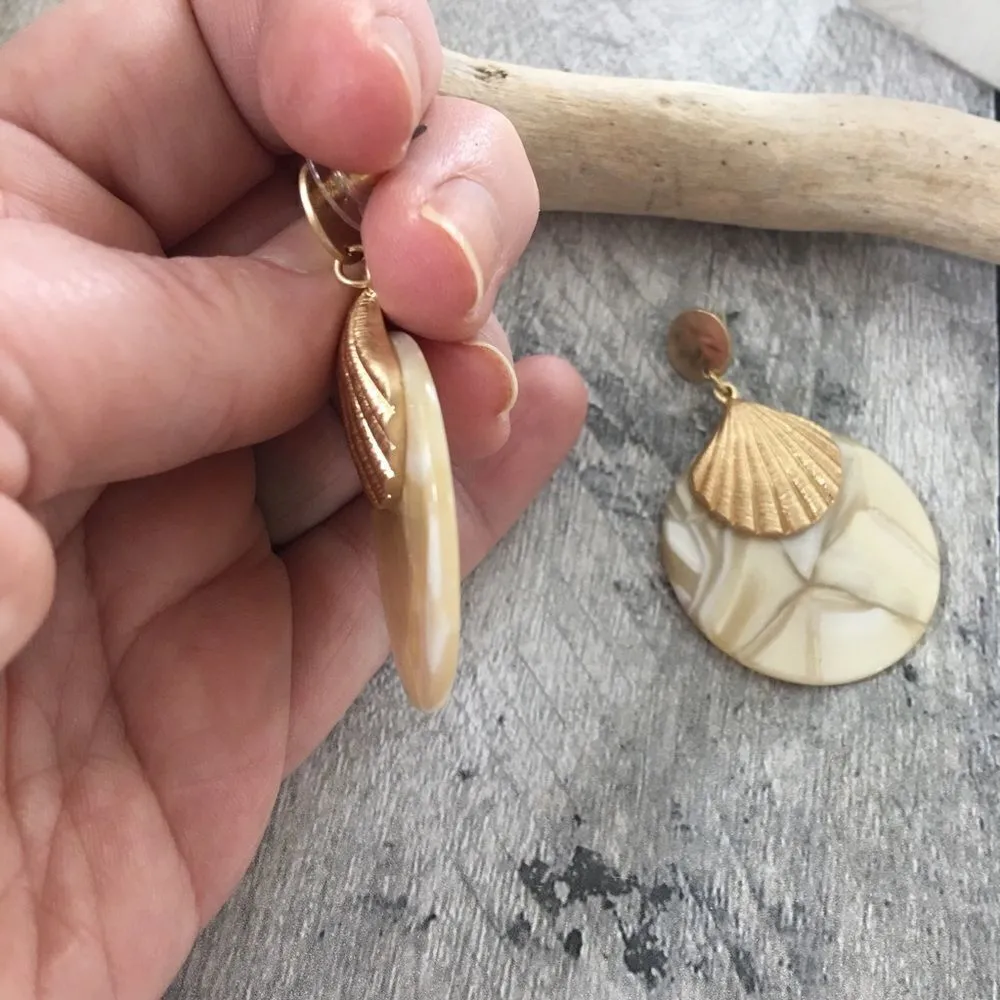 Shell Marble Lucite Earrings Yellow - Image 3