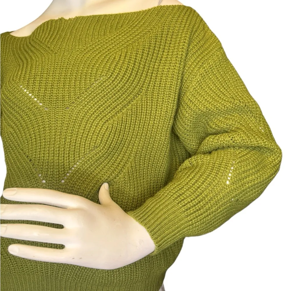Chic Open Work Long Sleeve Knit Top. Size M - Image 9