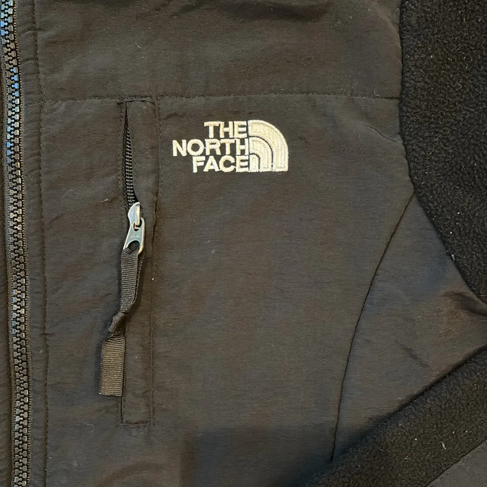 The North Face Women’s Jacket Full Zip Black Fleece Size Small - Image 2