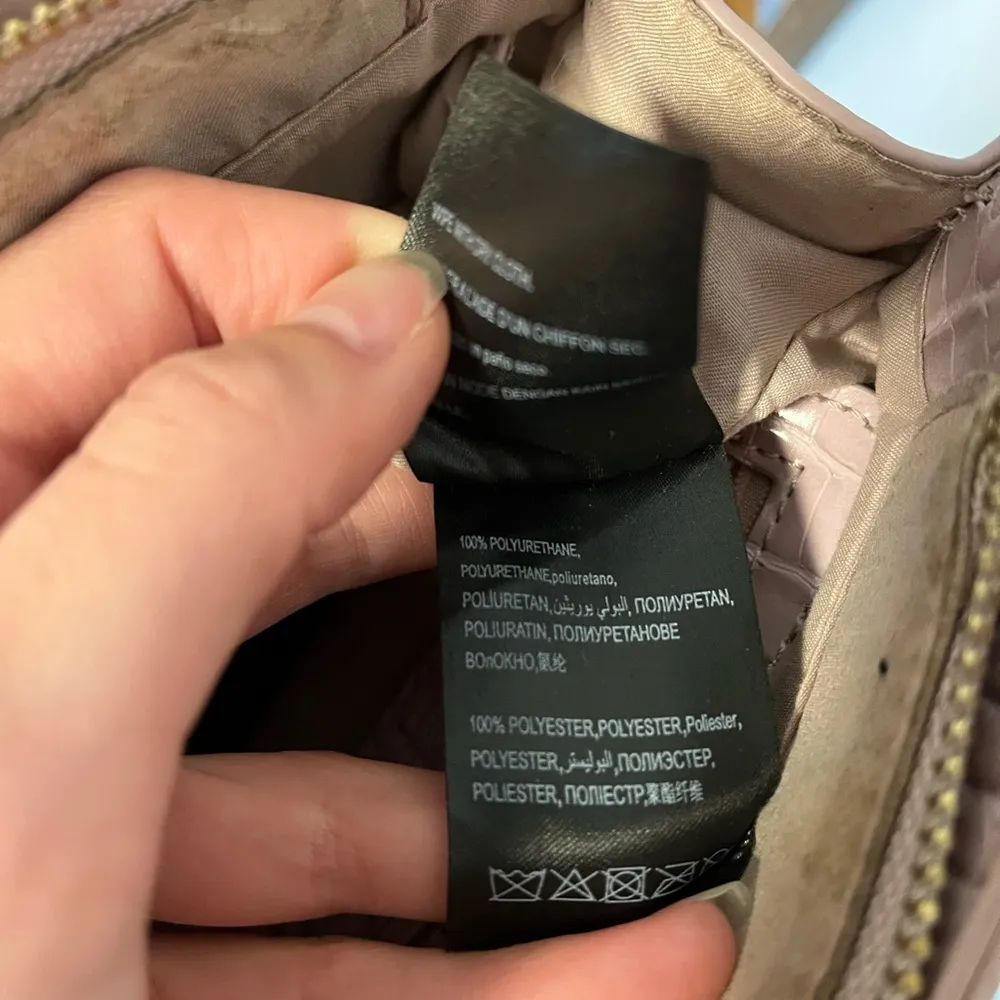 bebe light pink lavender faux crocodile mini purse - Image 9