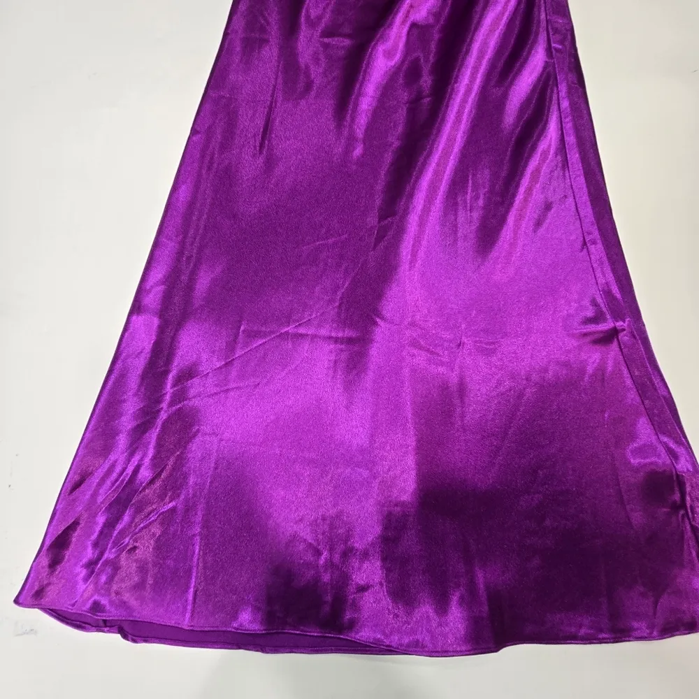 Superdown Lanthea Maxi Dress in Purple - Image 4