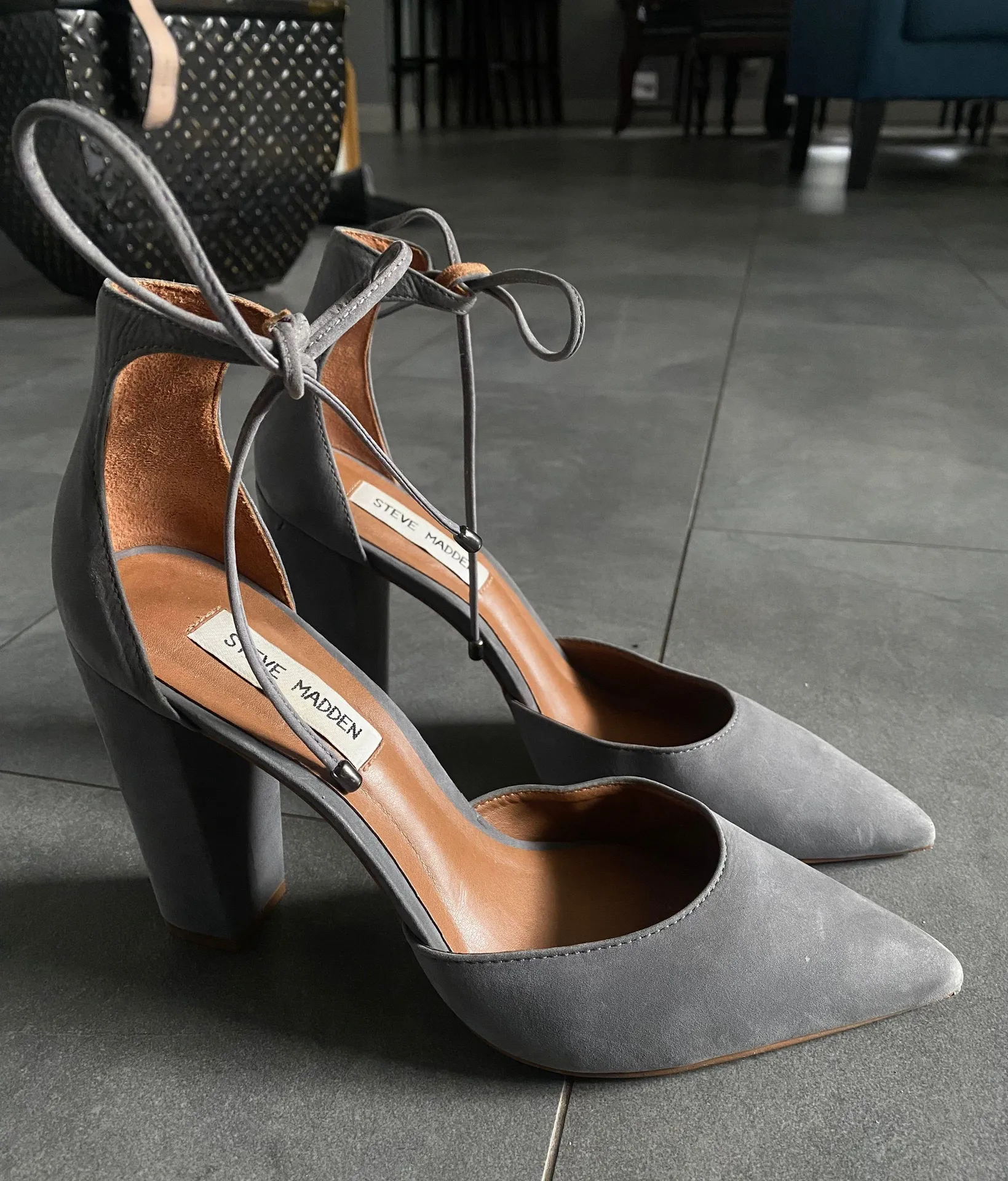 High Heels - Image 2