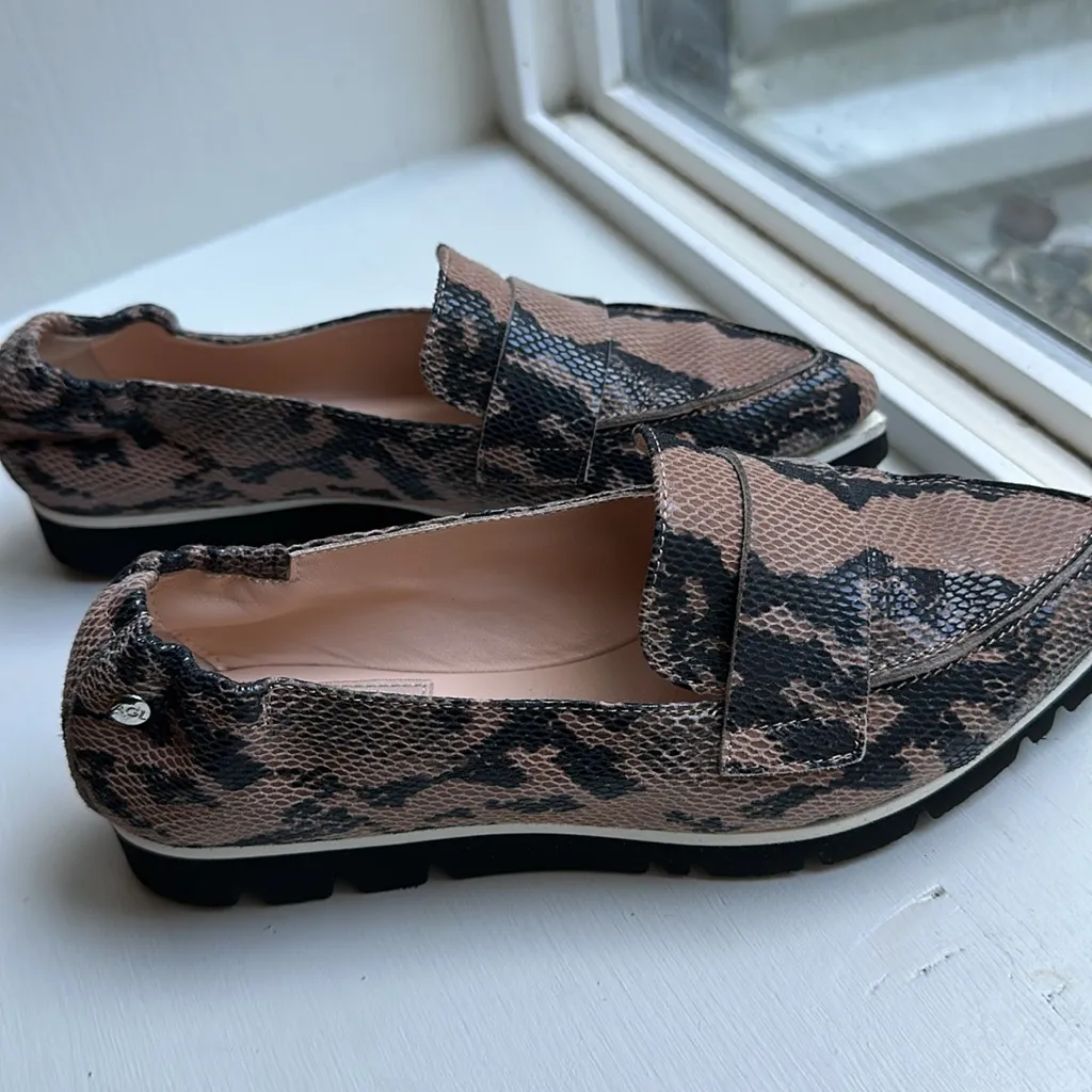 NWOT , AGL leather upper Rubber sole Brown Size 6 - Image 3