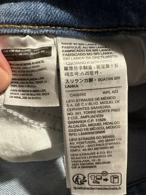 LEVI'S High-Waisted Mom Jean Light Wash Y2K 90s Preppy Normcore Size 28x27 - Image 10