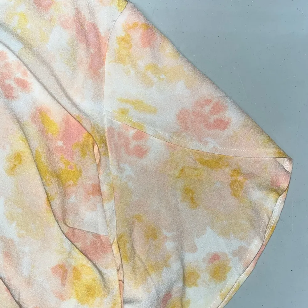 Denim & Co. Size 3X Pink & Yellow Tie Dye Print Tulip Sleeve Blouse Top - Image 4